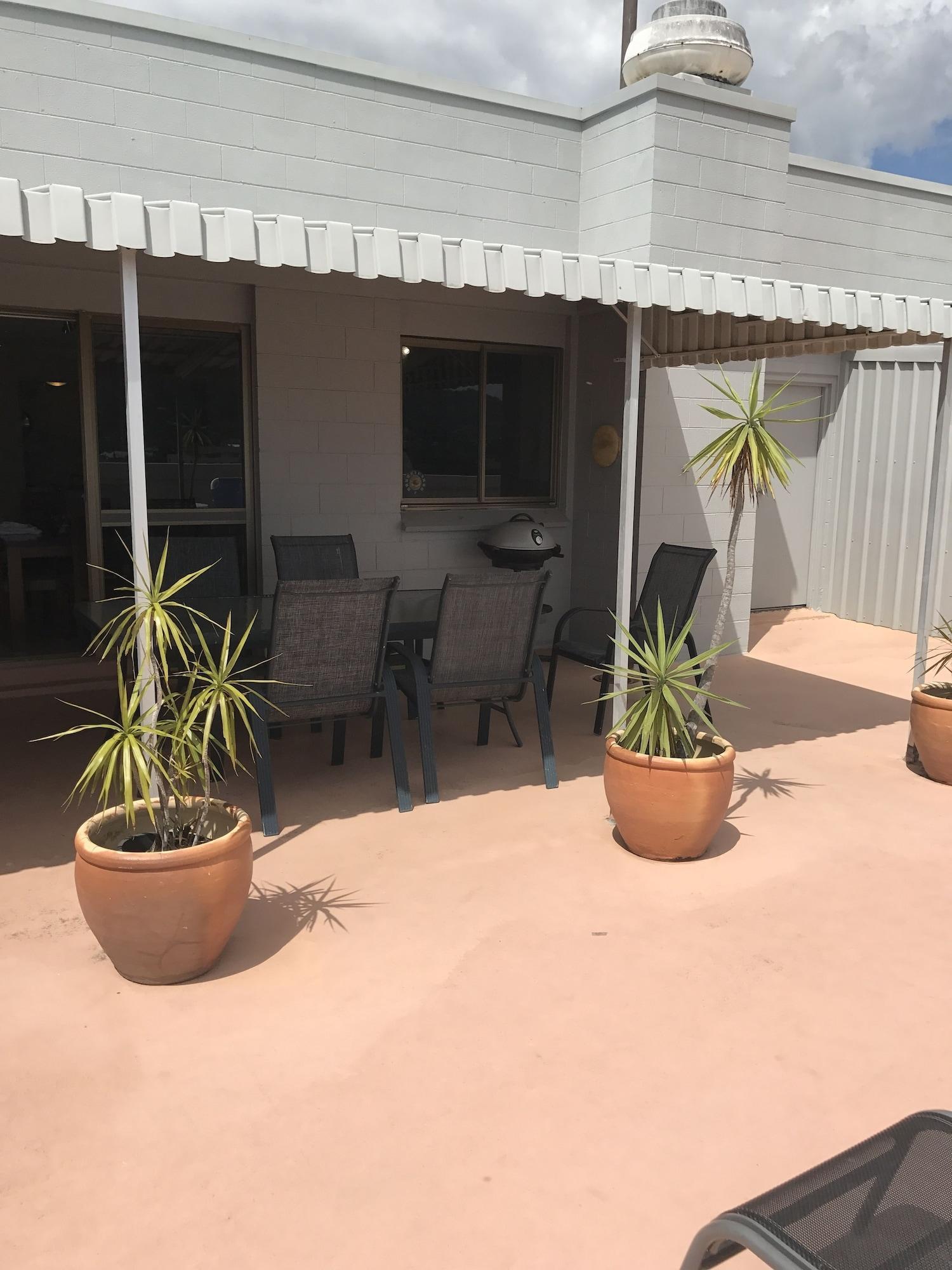 Coral Towers Holiday Suites Cairns Exterior foto