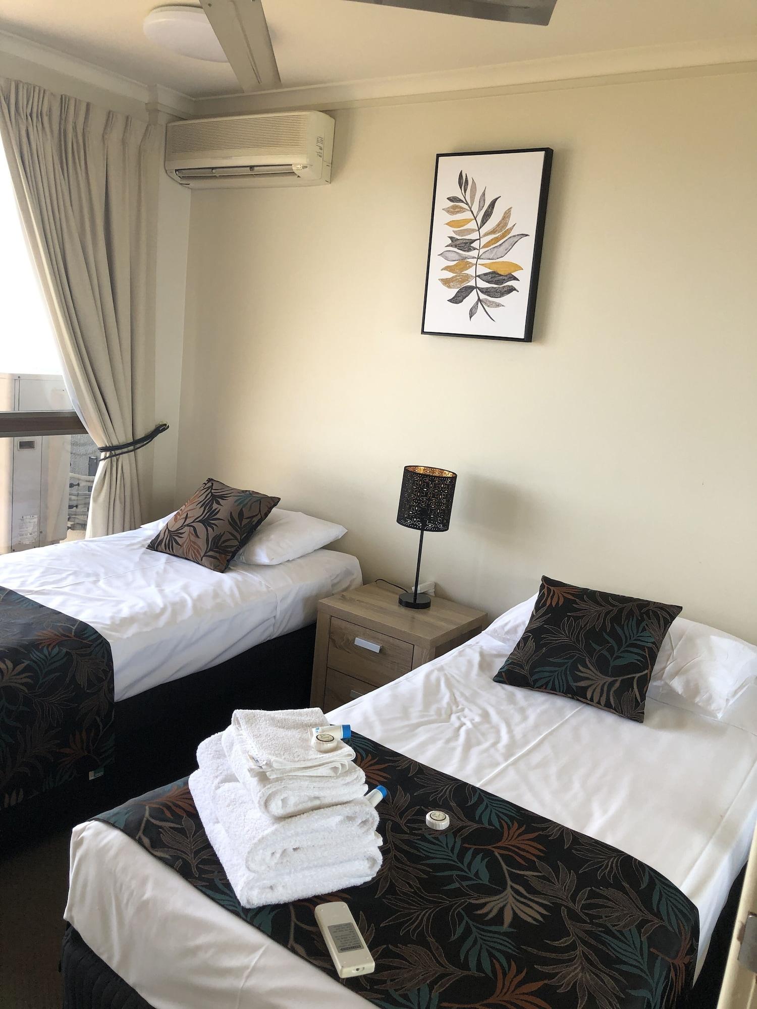 Coral Towers Holiday Suites Cairns Exterior foto