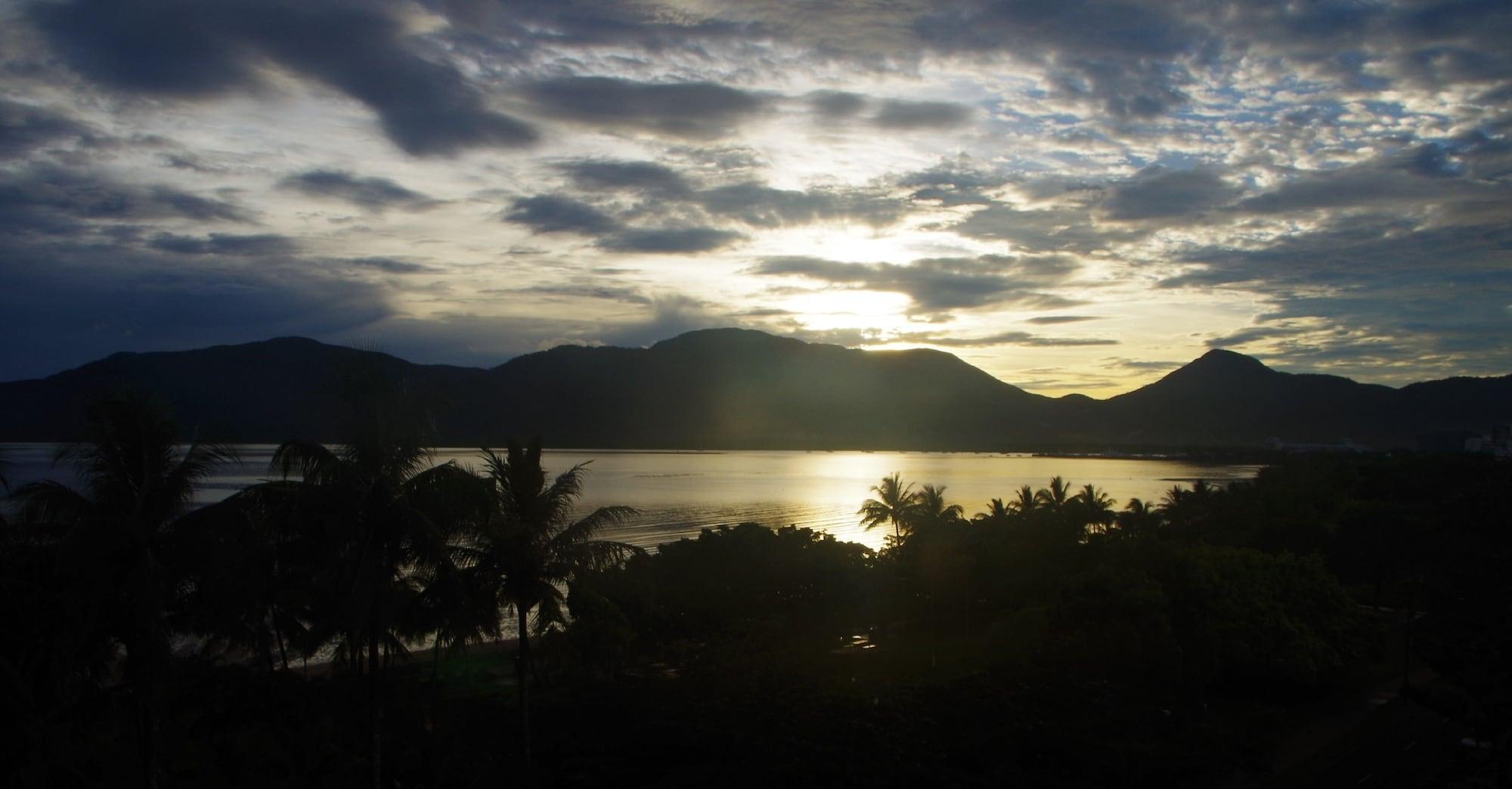 Coral Towers Holiday Suites Cairns Exterior foto