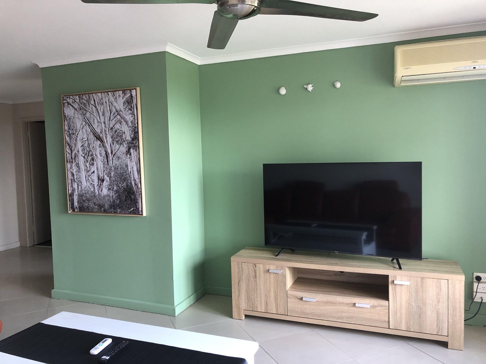 Coral Towers Holiday Suites Cairns Exterior foto