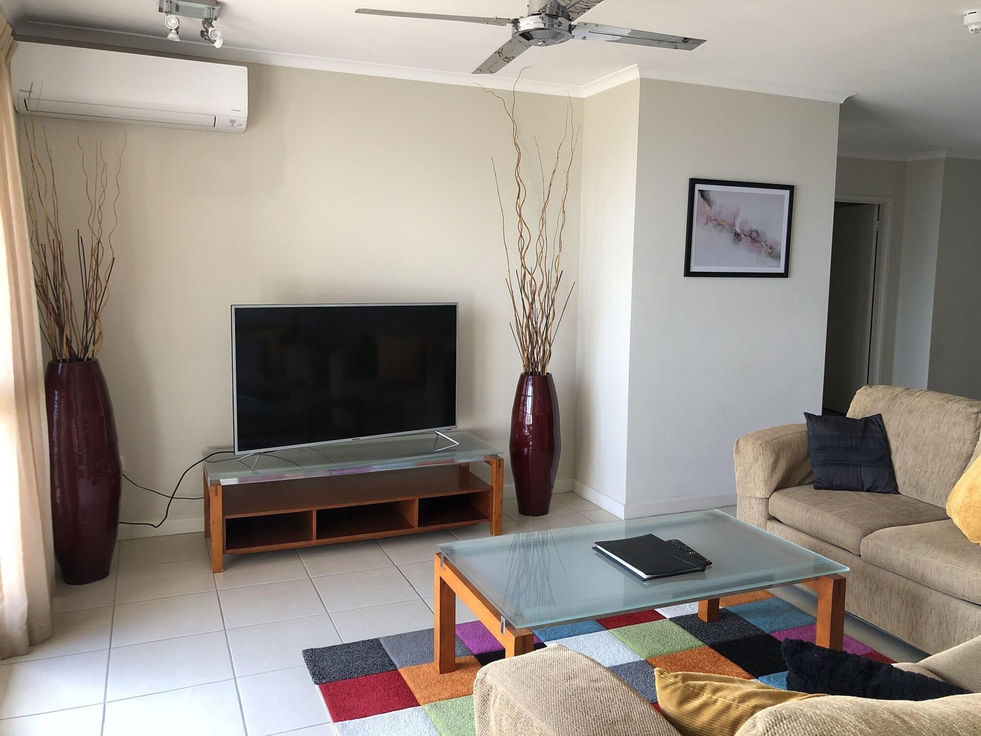 Coral Towers Holiday Suites Cairns Exterior foto